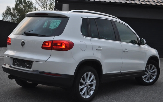 Volkswagen Tiguan cena 56999 przebieg: 176000, rok produkcji 2012 z Legnica małe 781